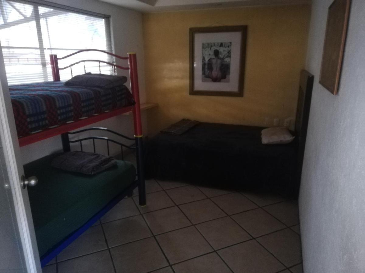 Hostal Avante Τολούκα Εξωτερικό φωτογραφία